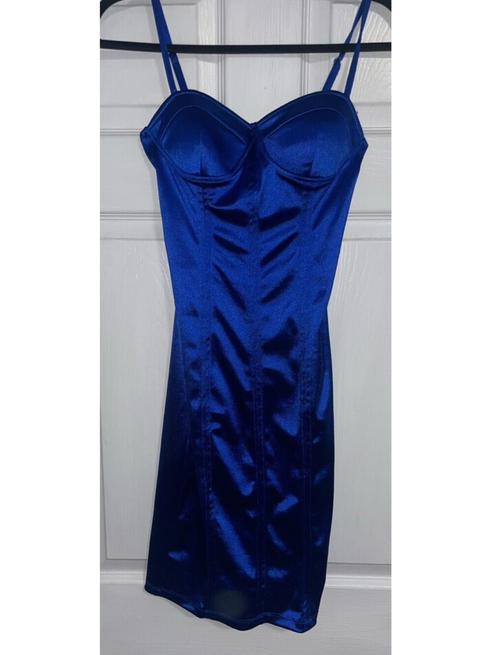 absolutely Love ItBlue Satin Sweetheart Spaghetti Strap Long Sheath Dress Size M